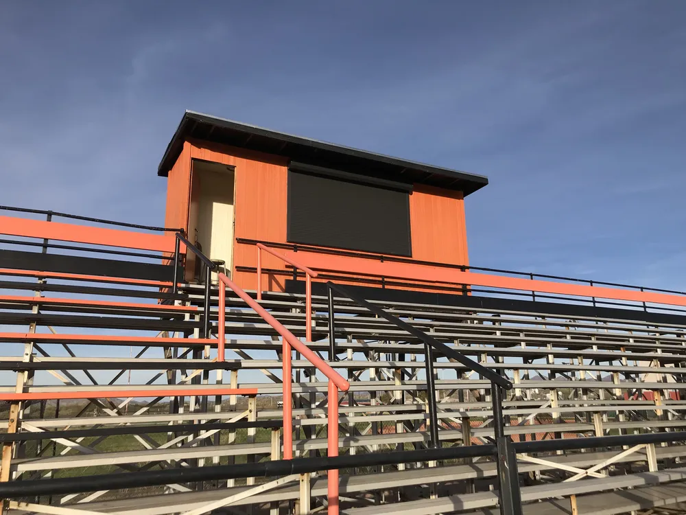 Motorized rolling shutters - schools